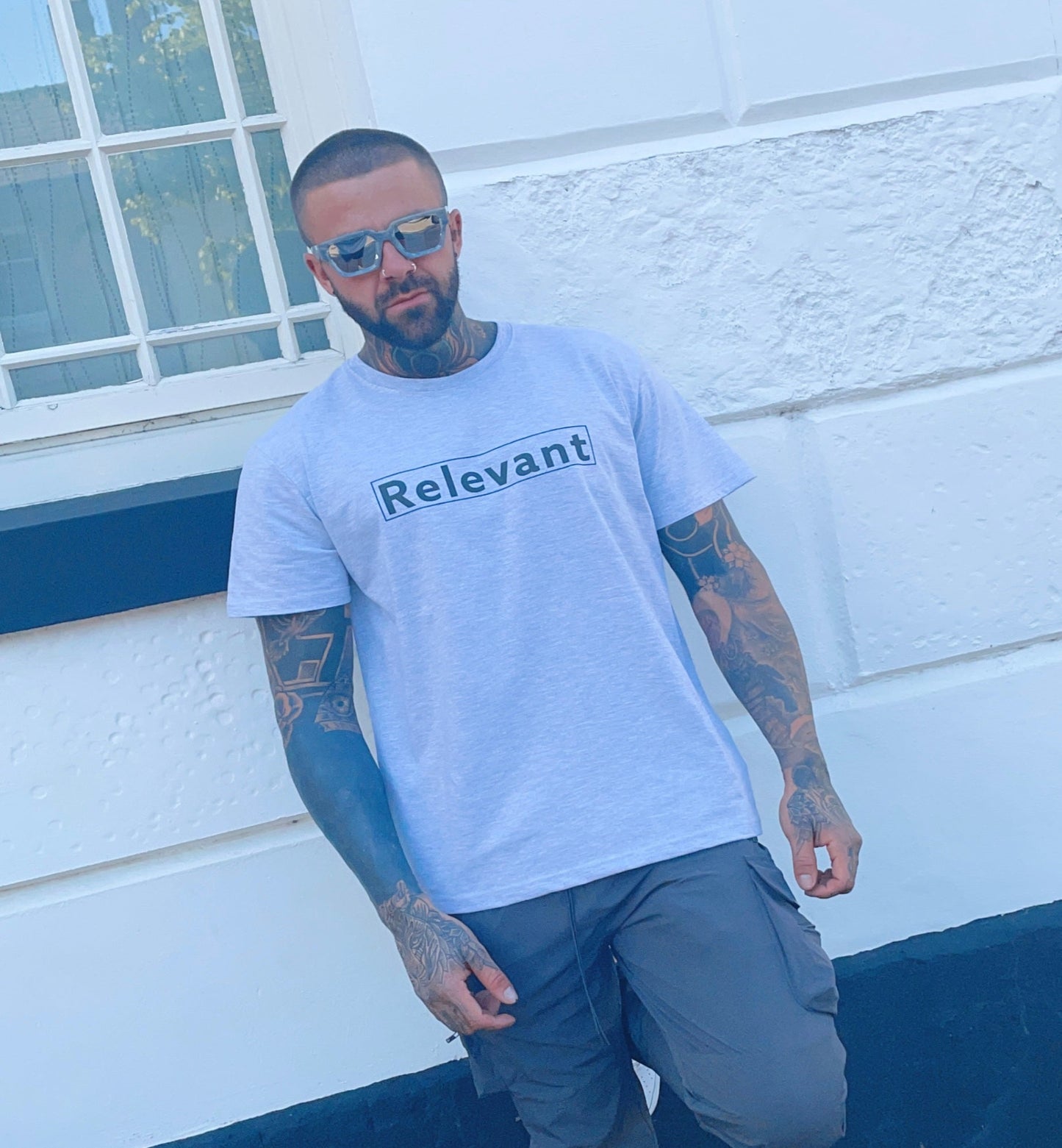 Relevant box tee grey